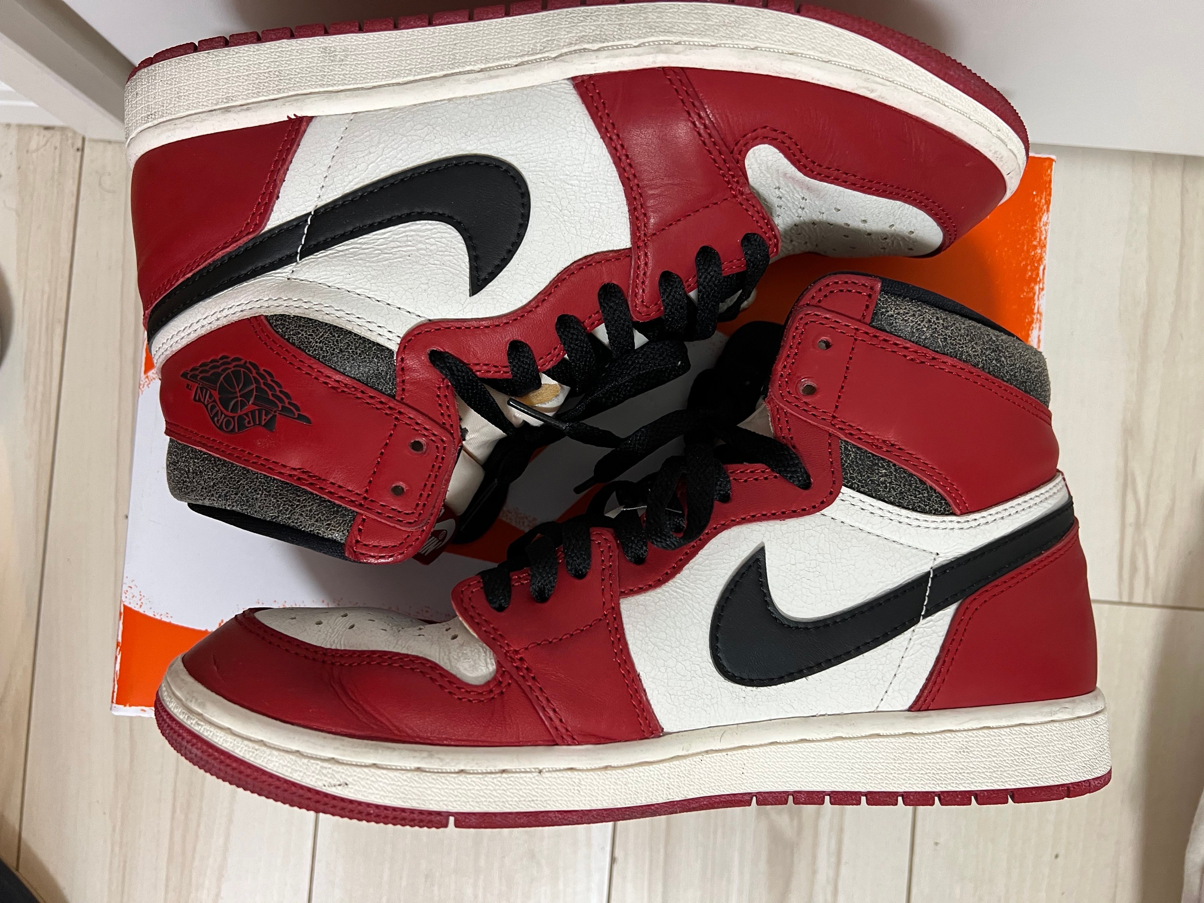 Nike Air Jordan 1 High OG "Lost & Found/Chicago"