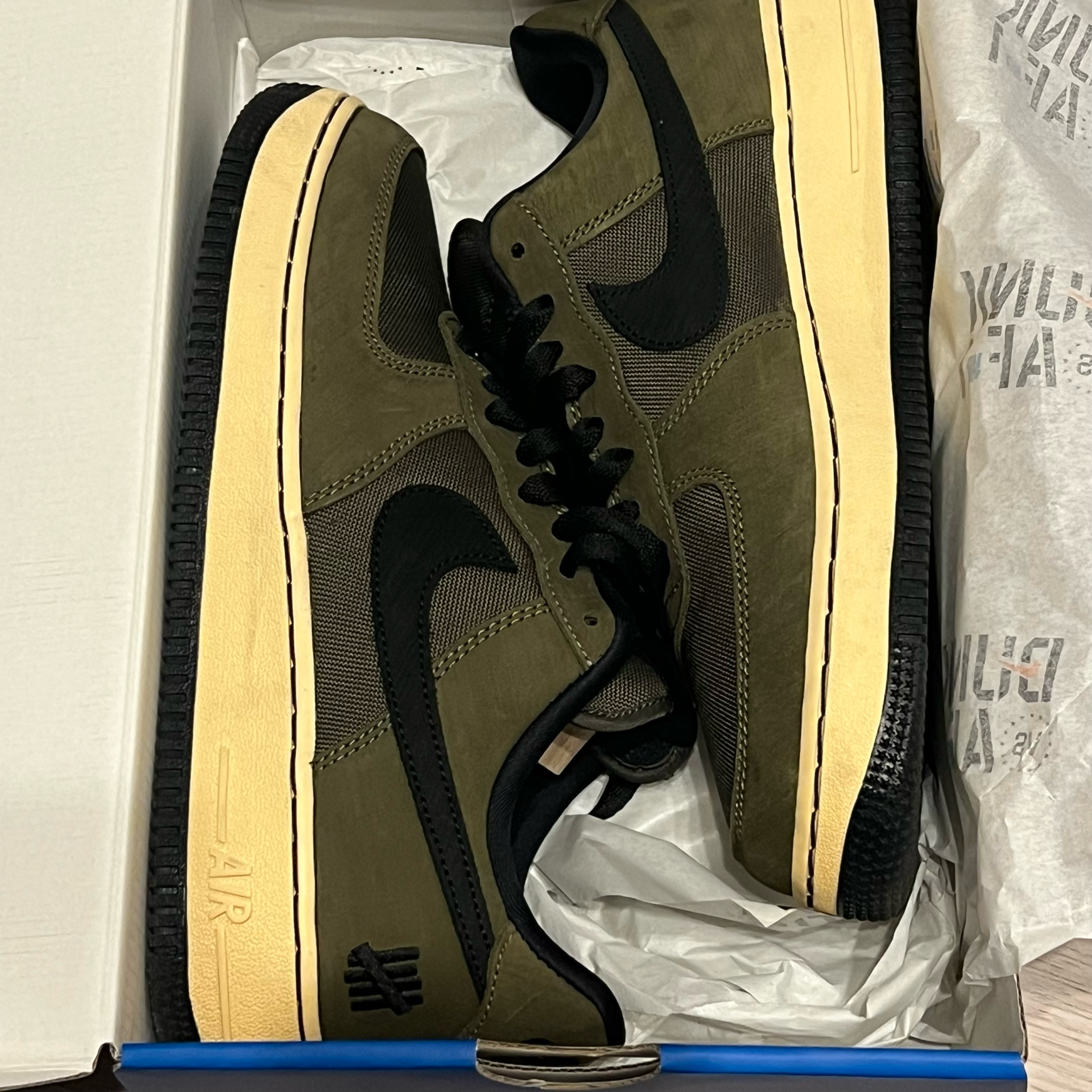 UNDEFEATED × Nike Air Force 1 Low "Olive"