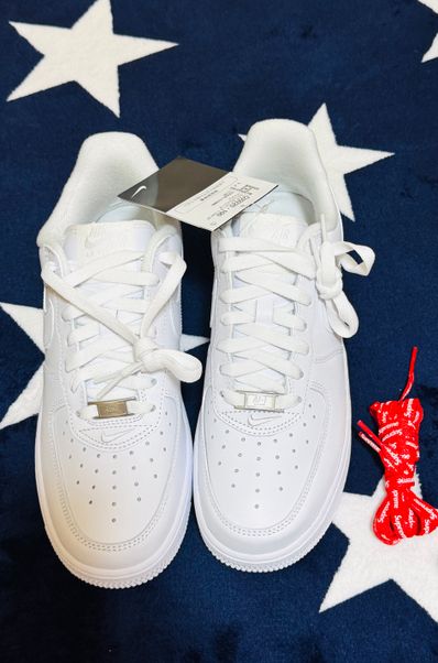 Supreme × Nike Air Force 1 Low "White"