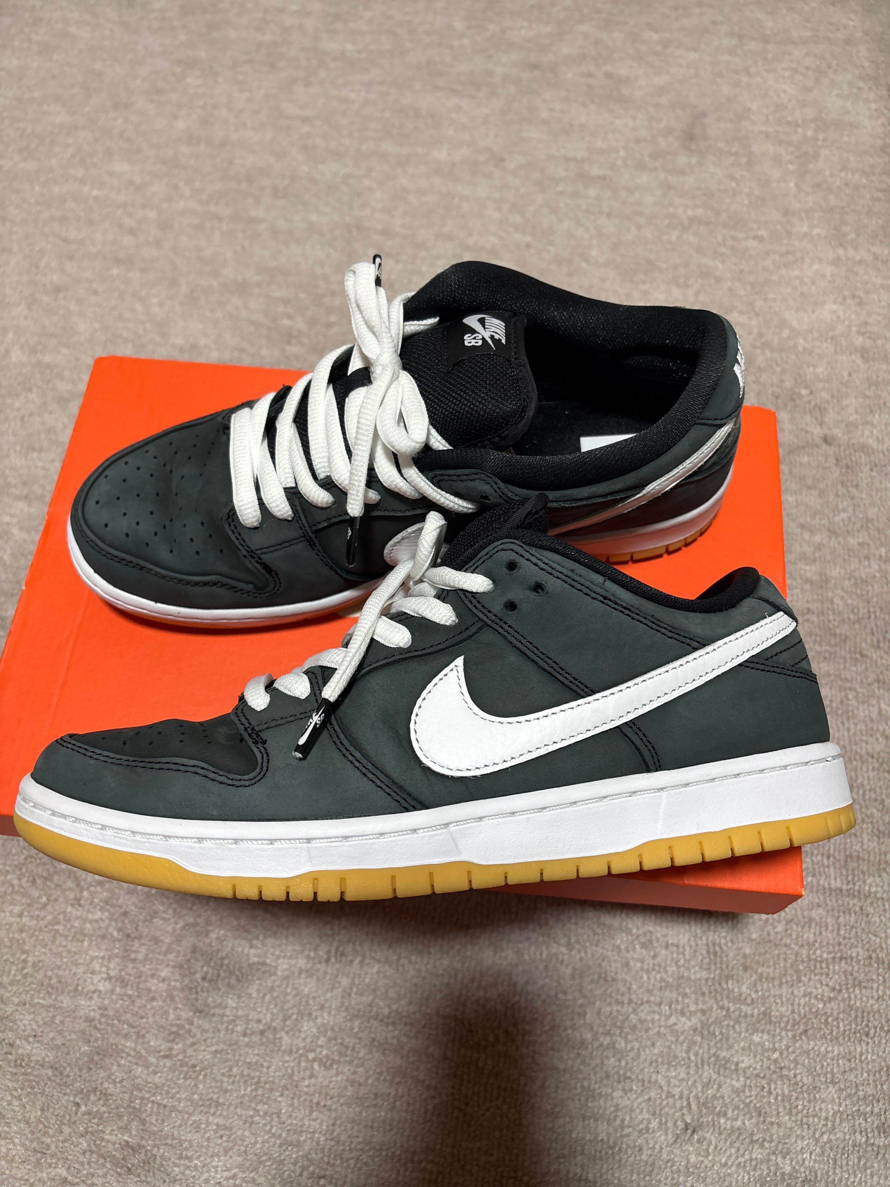 Nike SB Dunk Low Pro "Black/WhiteBlack-Gum Light Brown"