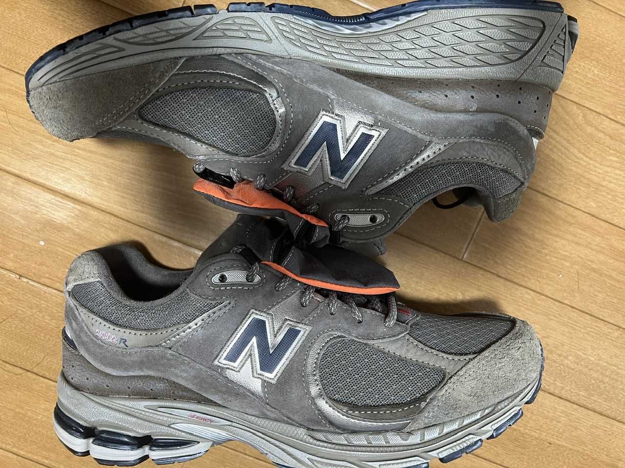 New Balance 2002R "Gray"