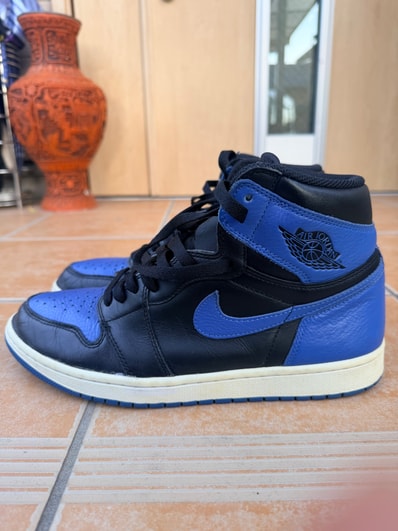 Nike Air Jordan 1 Retro High OG "Royal" (2017)