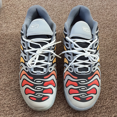 Nike Air Max Plus Drift "Light Smoke Grey"