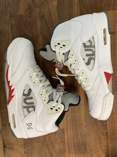 Supreme × Nike Air Jordan 5 Retro "White"