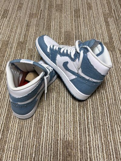 Nike Women's Air Jordan 1 High OG "Denim"