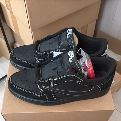 Travis Scott × Nike Air Jordan 1 Low OG SP "Black Phantom"