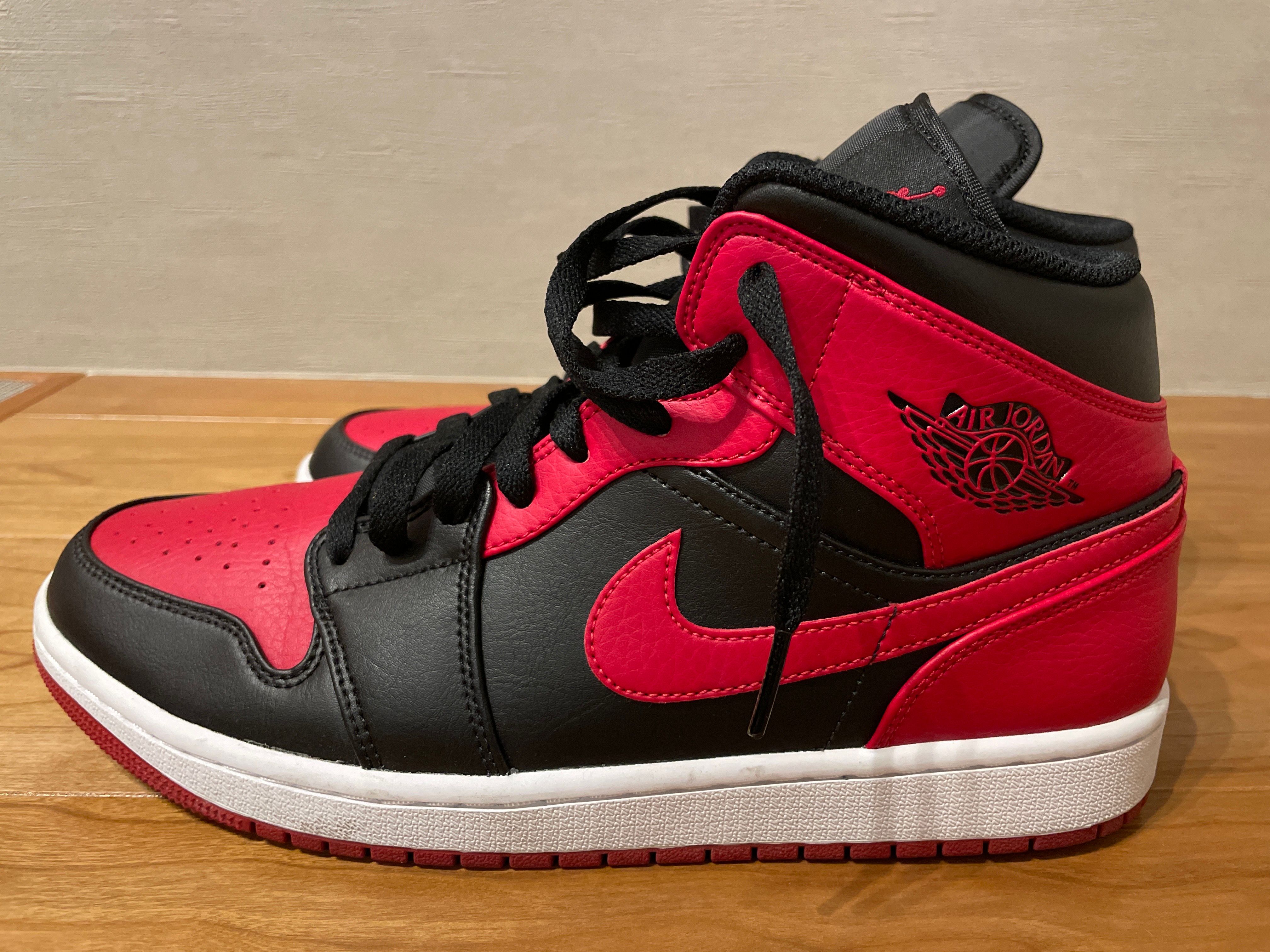 Nike Air Jordan 1 Mid "Bred"