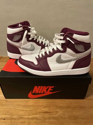 Nike Air Jordan 1 High OG "Bordeaux"