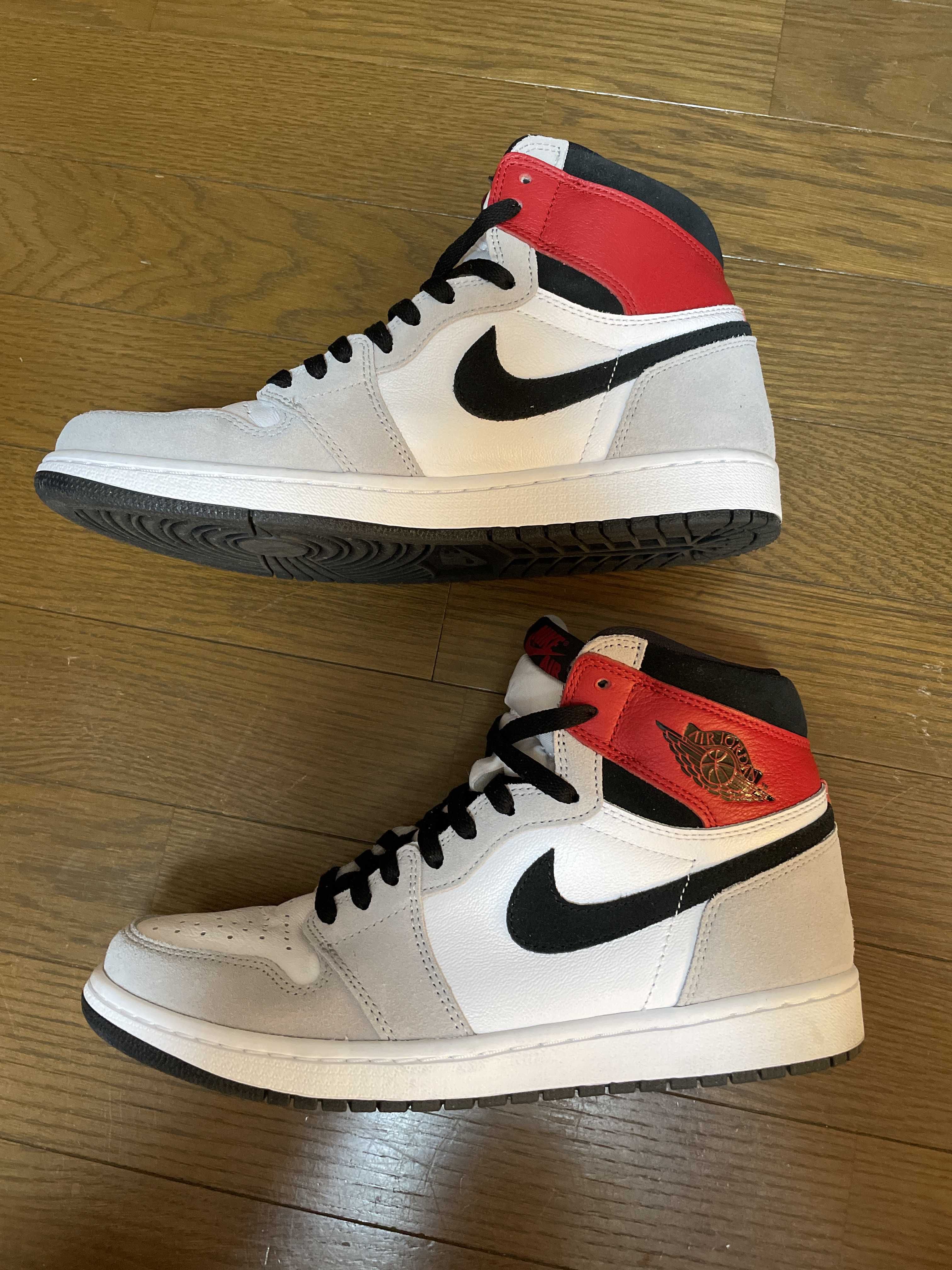 Nike Air Jordan 1 High OG "White/Black/Light Smoke Grey"