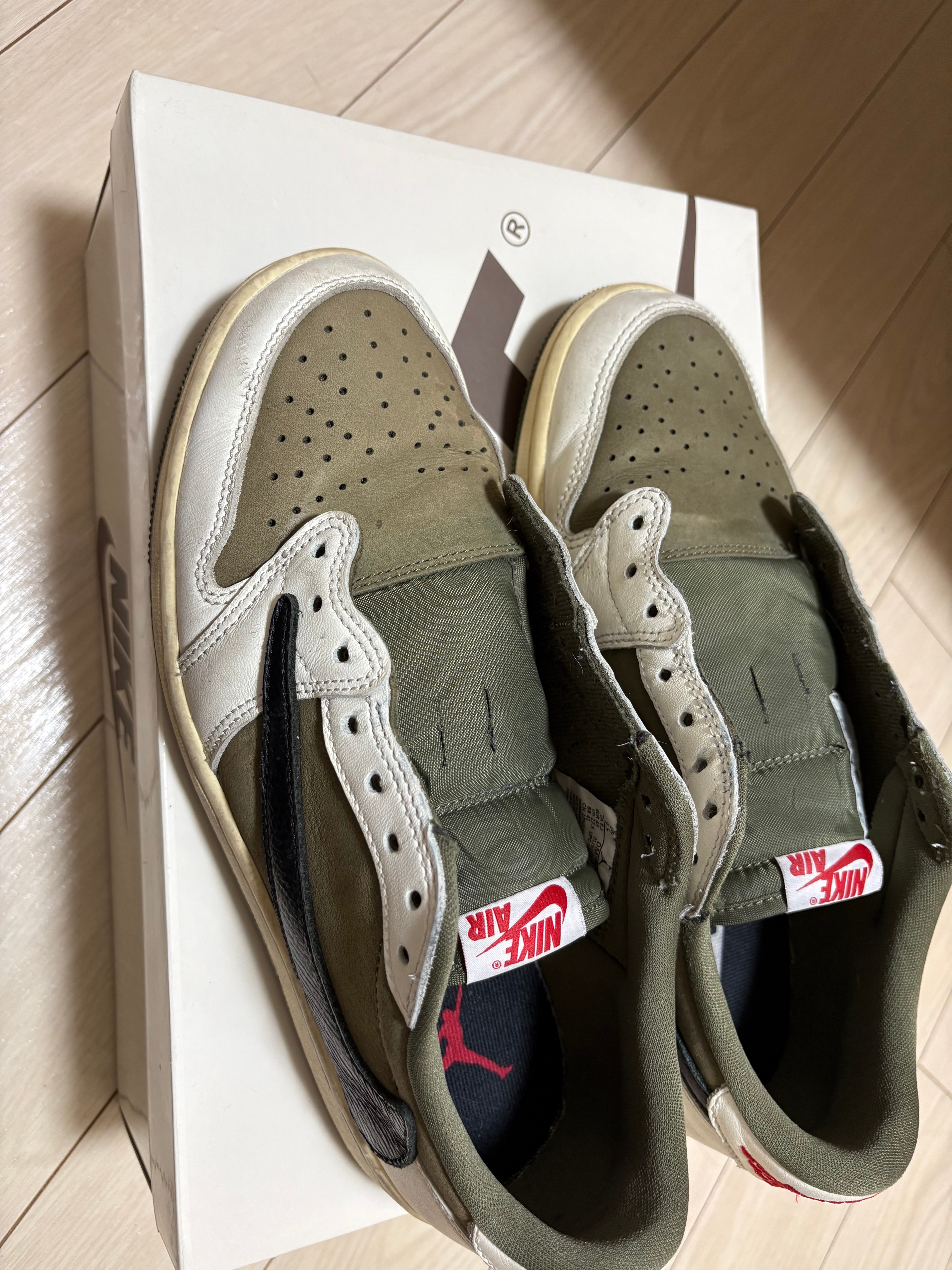 Travis Scott × Nike Air Jordan 1 Low OG SP "Reverse Olive"
