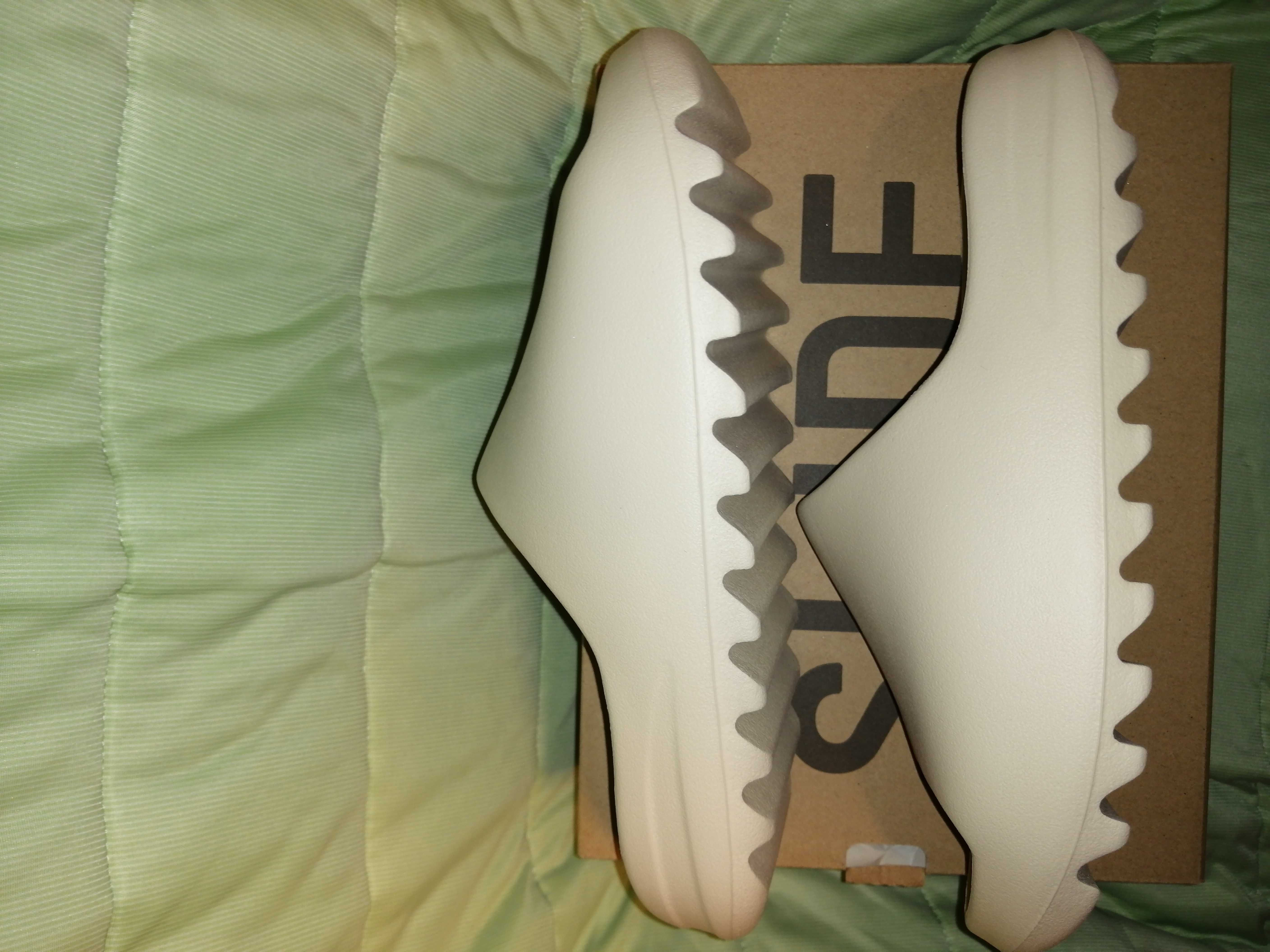 adidas YEEZY Slide "Bone" (FZ5897)