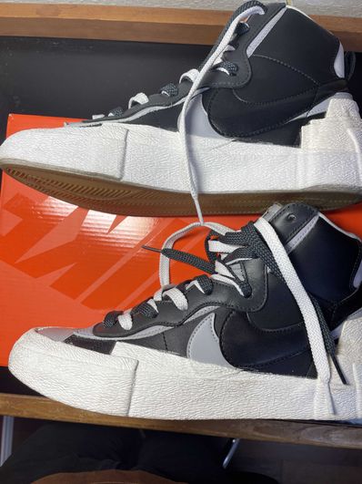 sacai × NIKE BLAZER MID "BLACK/WOLF GREY/WHITE"