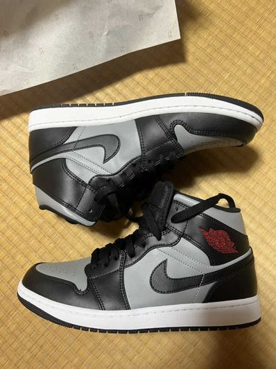 Nike Air Jordan 1 Mid "Shadow"