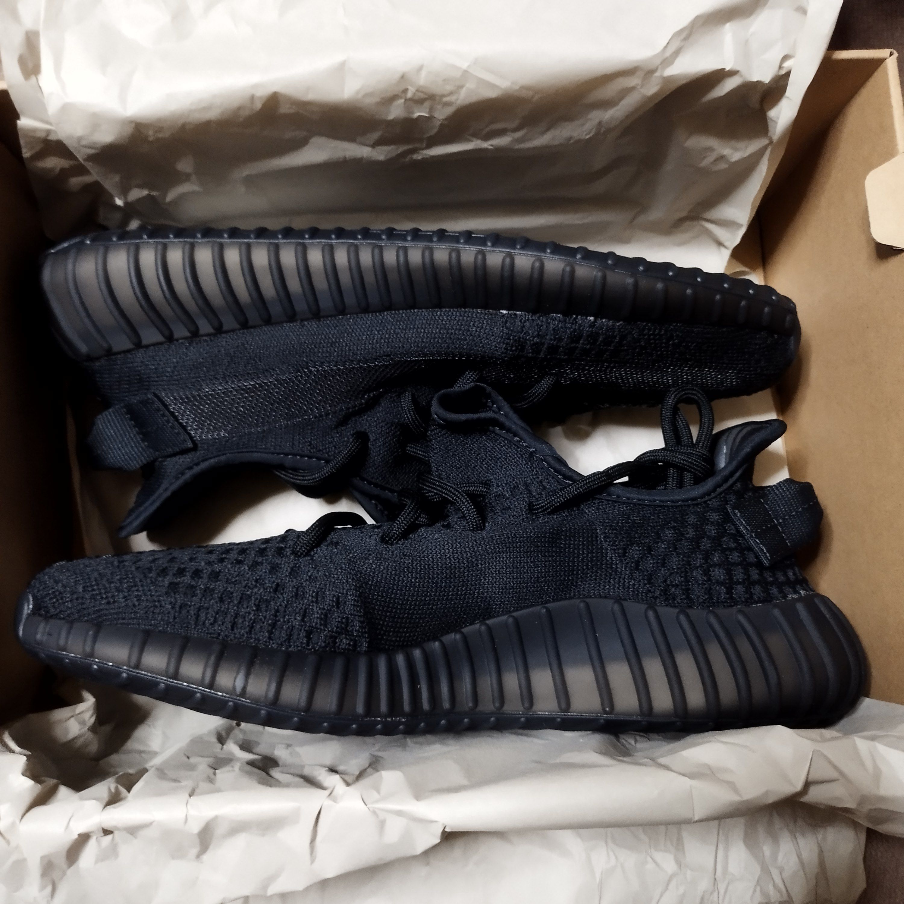 adidas YEEZY Boost 350V2 "Onyx"