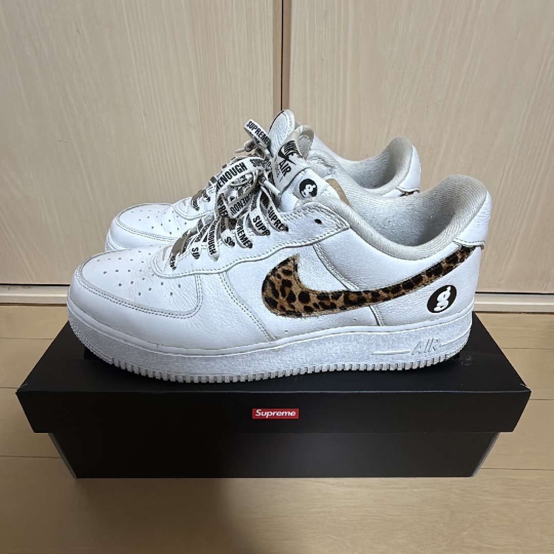 GOODENOUGH × Supreme × Nike Air Force 1 Low "White/Leopard" (25SS Week15)
