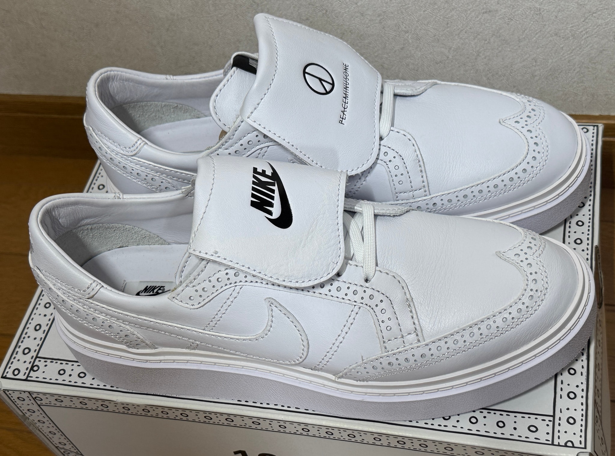 PEACEMINUSONE × Nike Kwondo1 "White" / G-DRAGON