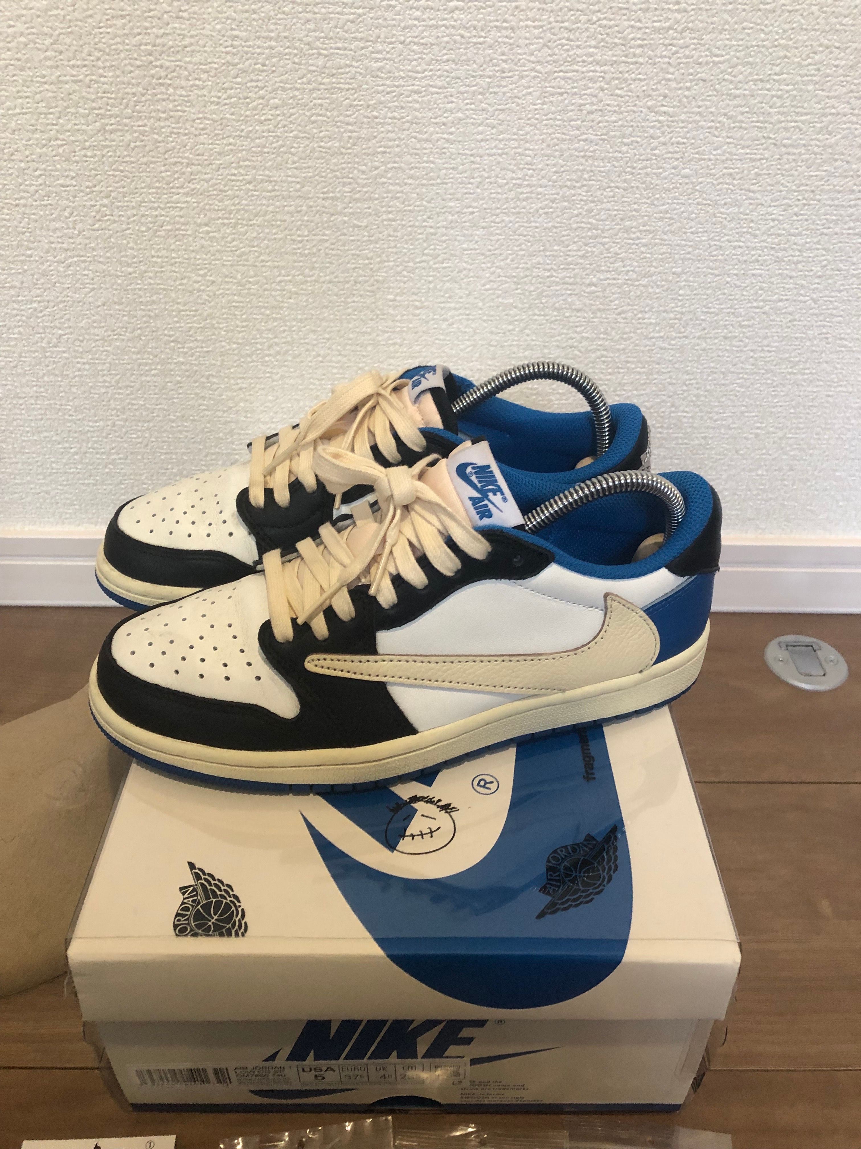 Travis Scott × fragment design × Nike Air Jordan 1 Low OG SP "Military Blue"