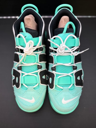 NIKE AIR MORE UPTEMPO "LIGHT AQUA / BLACK / WHITE"