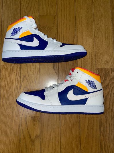 NIKE AIR JORDAN 1 MID "WHITE/NAVY/YELLOW"