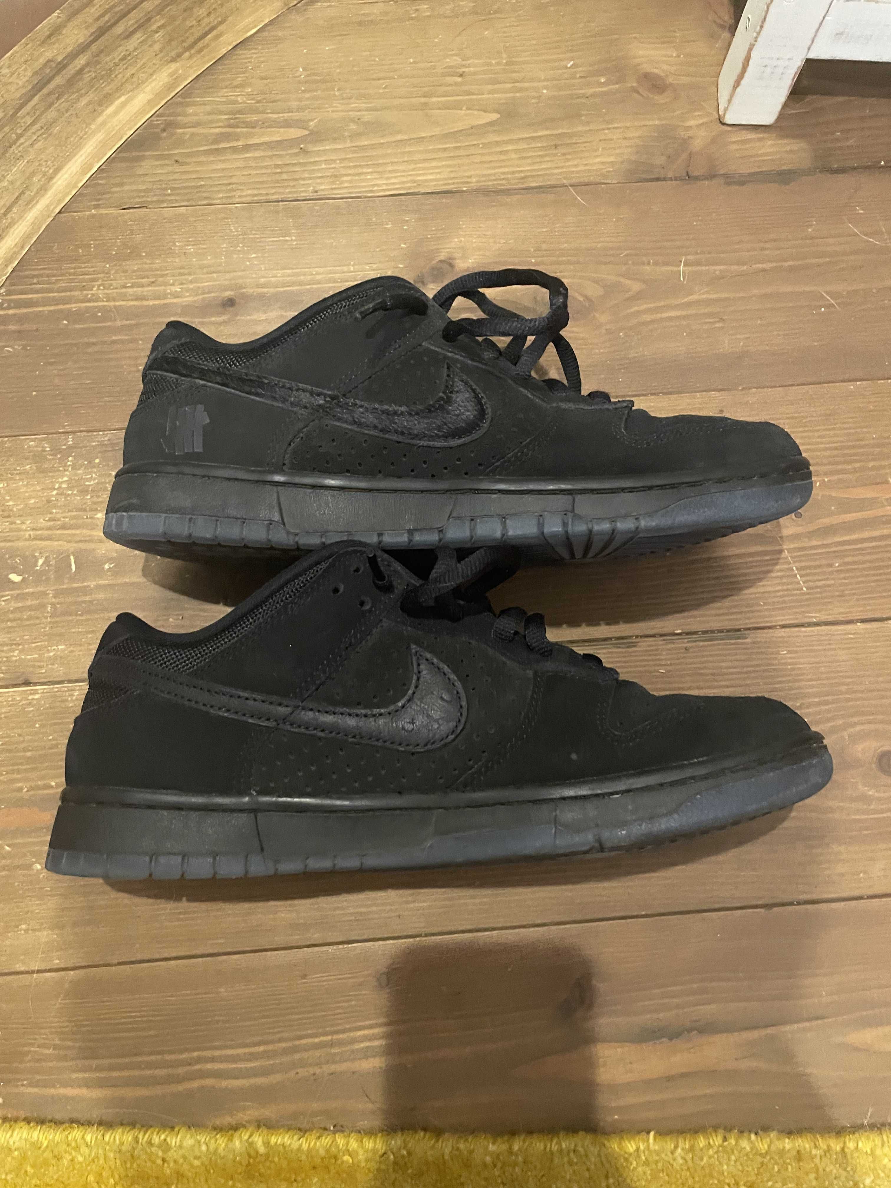 UNDEFEATED × Nike Dunk Low SP "5 ON IT"