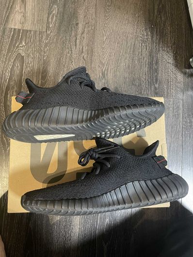 adidas YEEZY Boost 350 V2 "Core Black/Red" (2020)