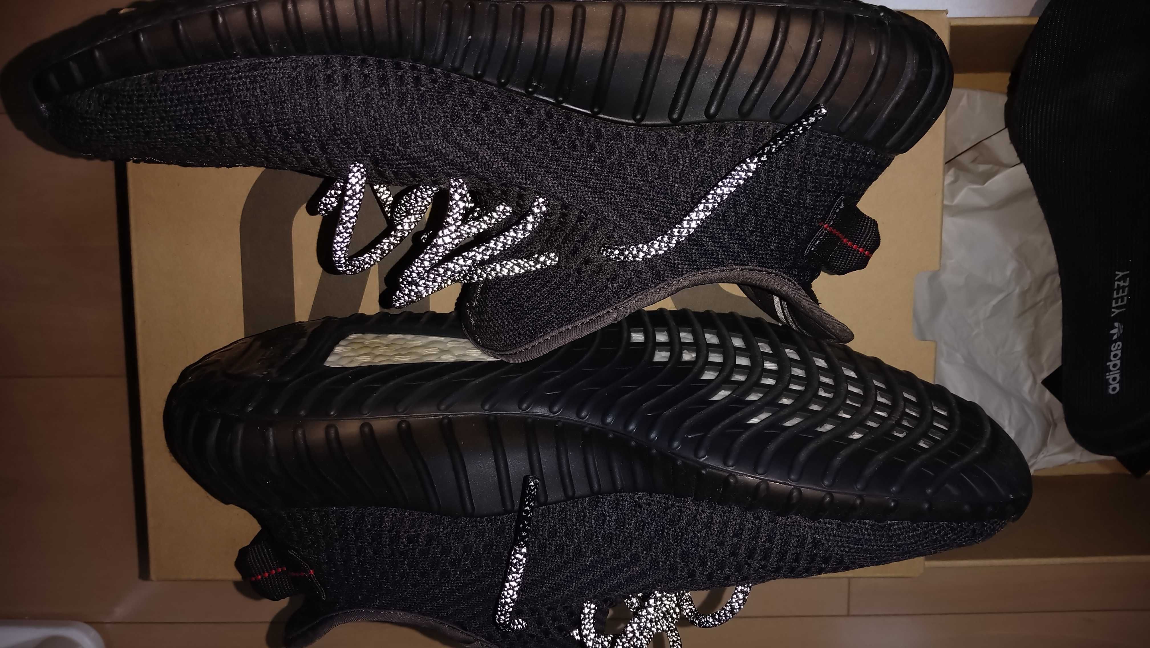 adidas YEEZY Boost 350 V2 "Black"