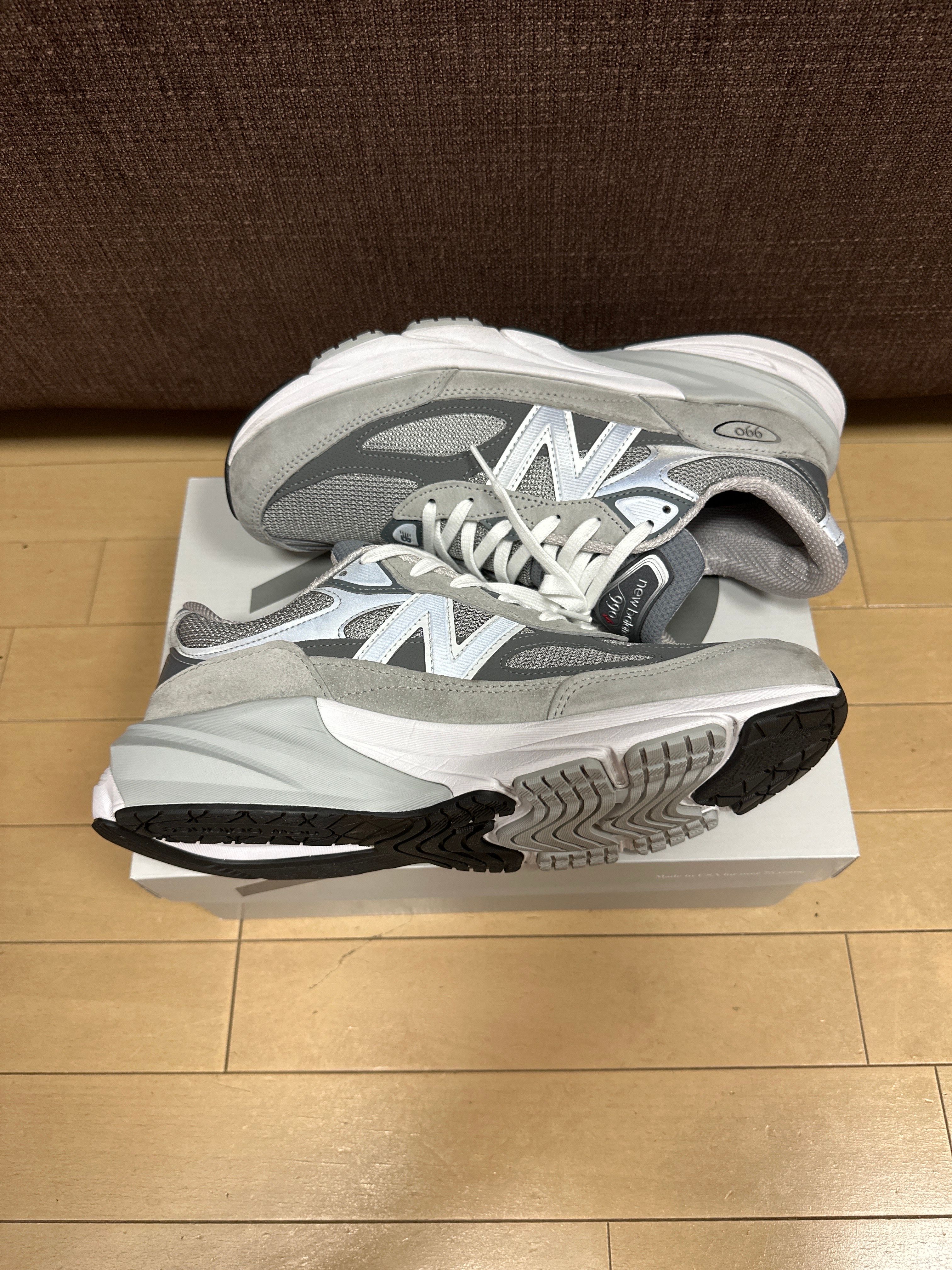 New Balance 990V6 "Gray" (Heel Logo NB)