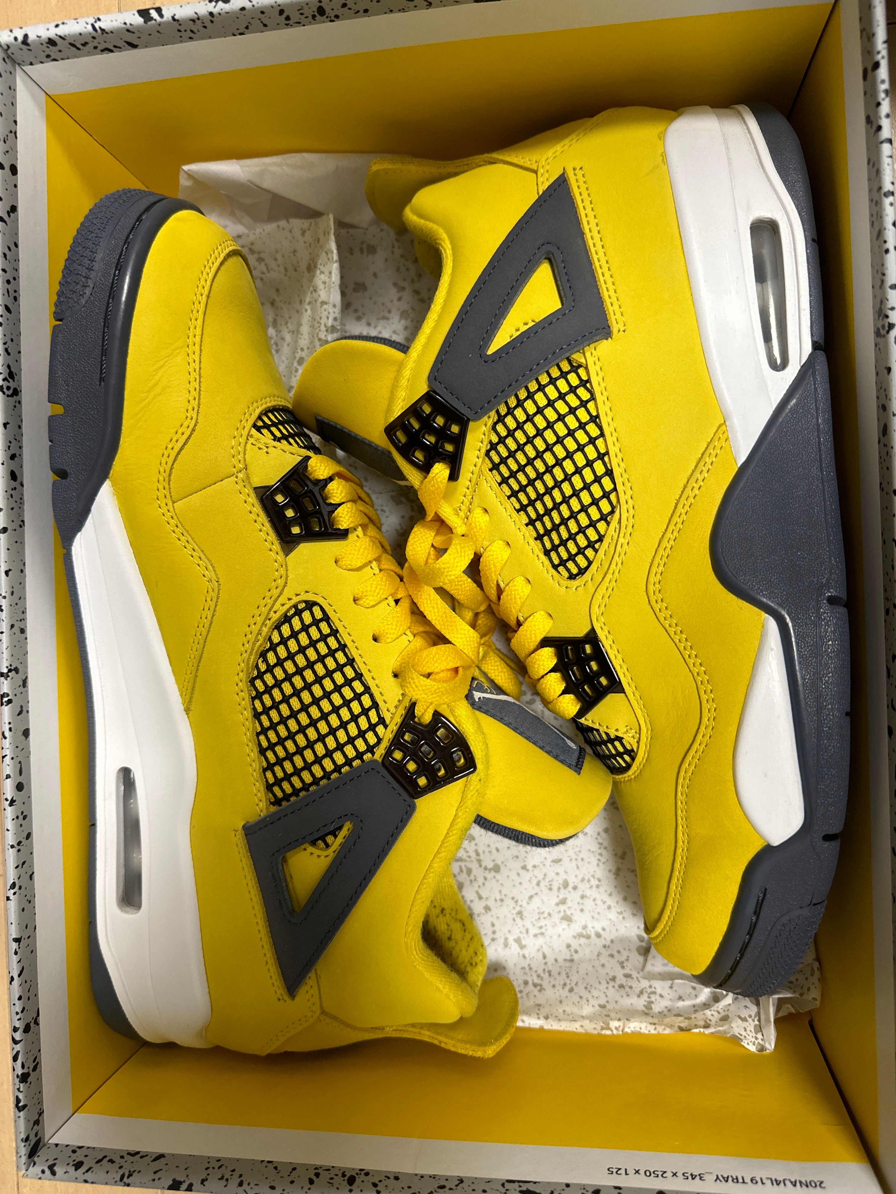 Nike Air Jordan 4 "Tour Yellow"