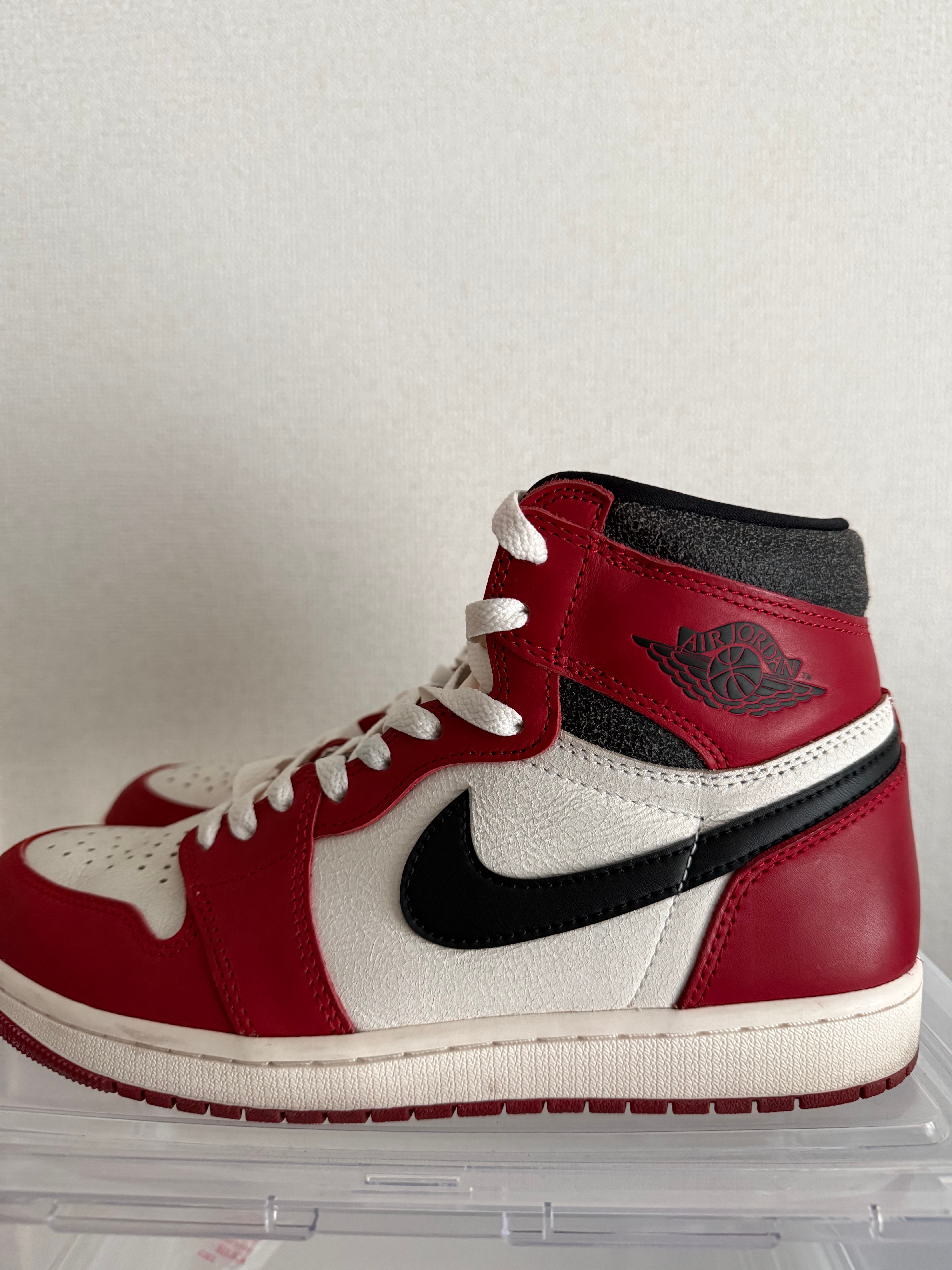 Nike Air Jordan 1 High OG "Lost & Found/Chicago"