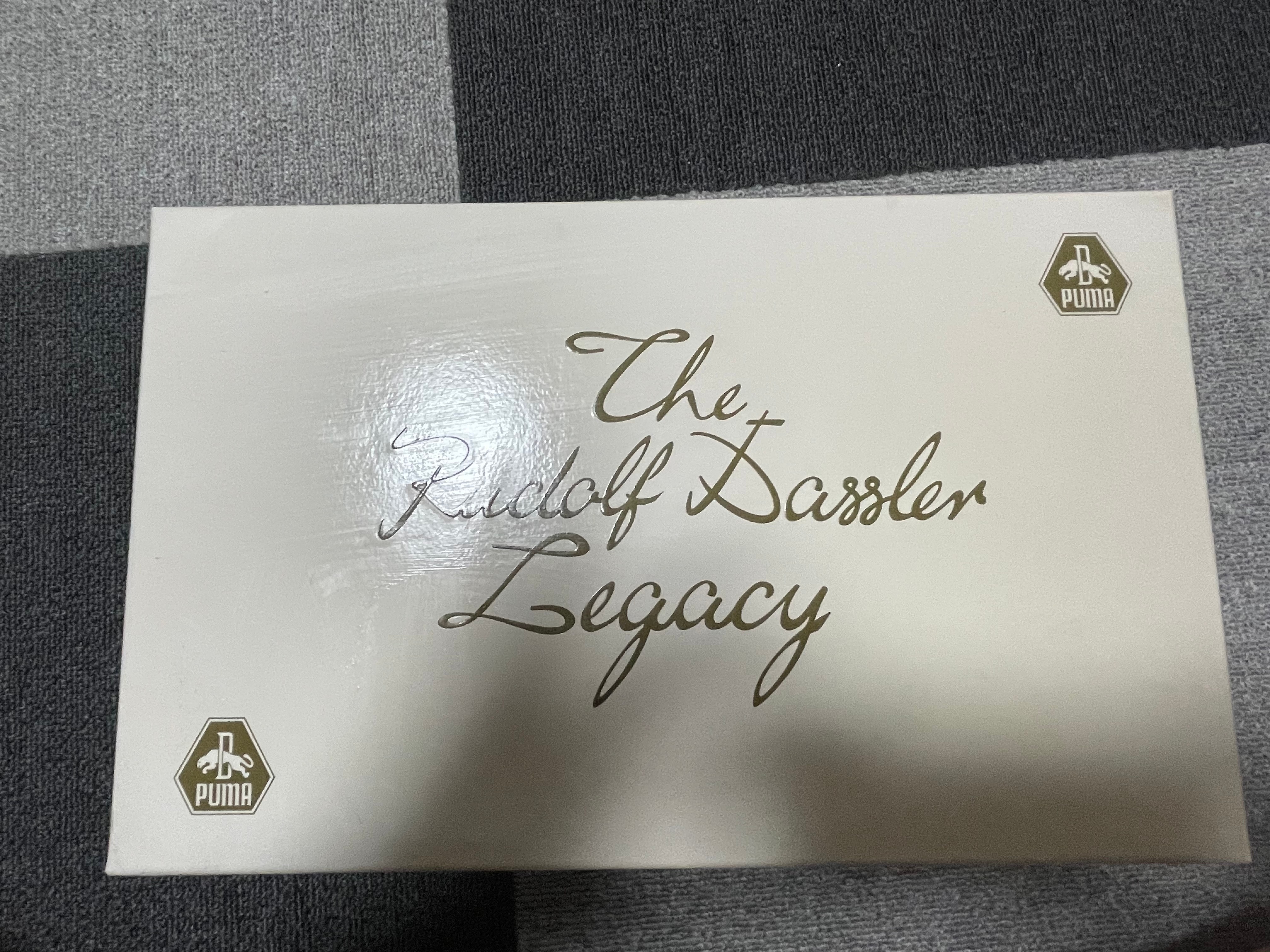 プーマ スウェード VTG "ザ ネバー ウォーン"