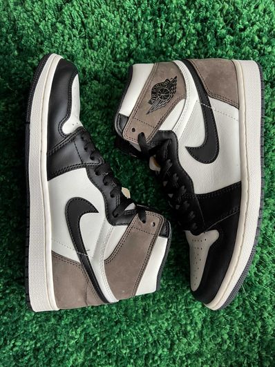 Nike Air Jordan 1 High OG "Sail/Dark Mocha/Black"