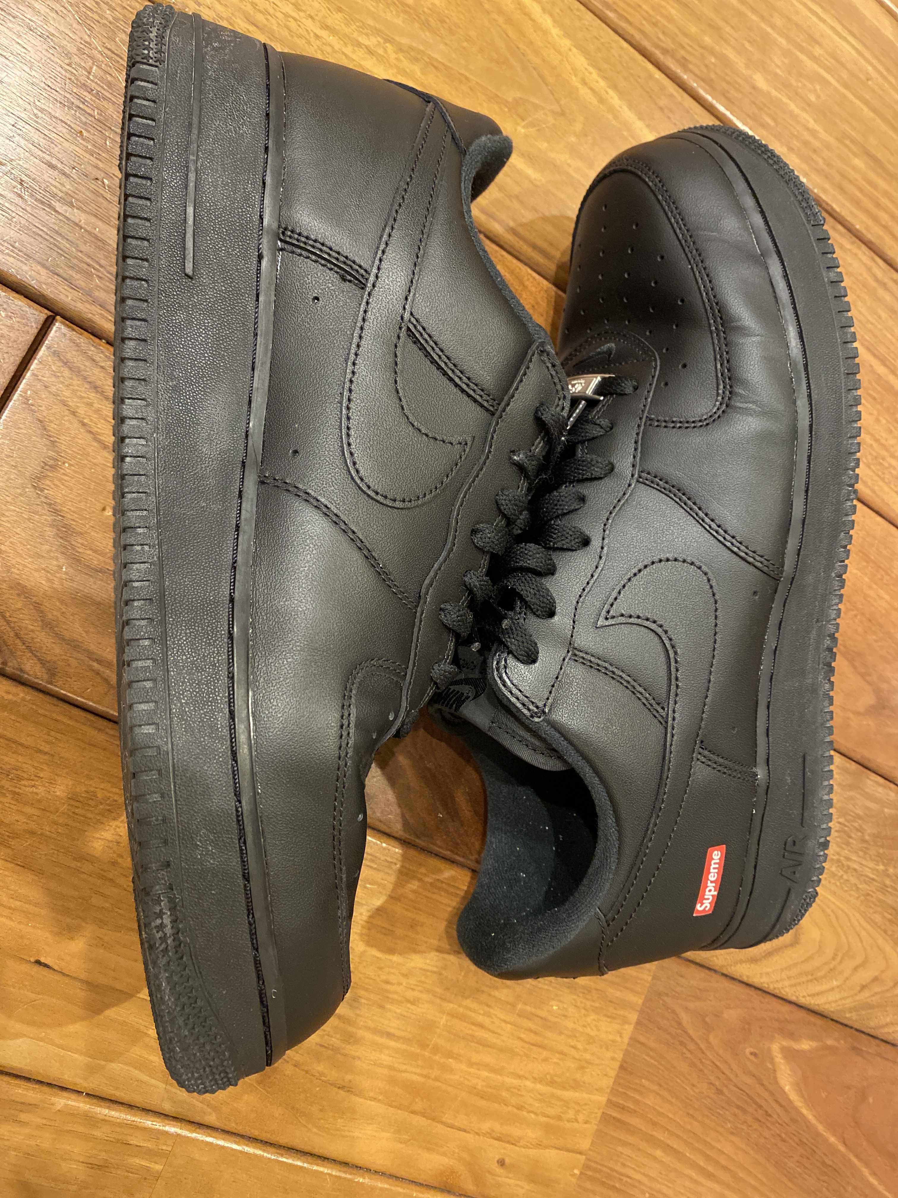 Supreme × Nike Air Force 1 Low "Black"