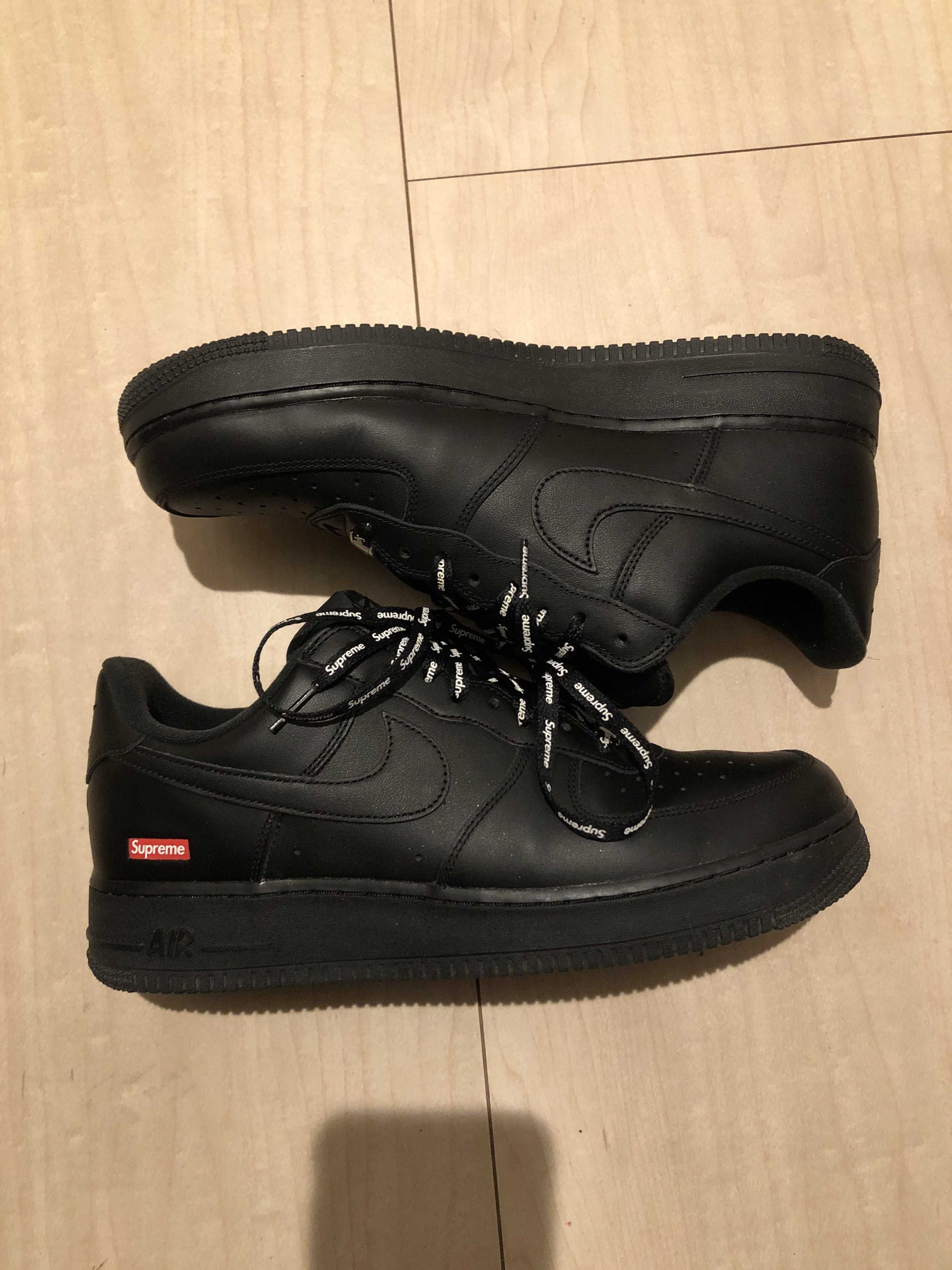 Supreme × Nike Air Force 1 Low "Black"