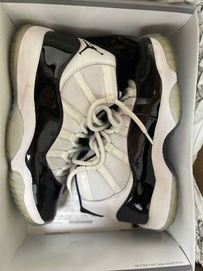 Nike Air Jordan 11 Retro "Concord" (2018)