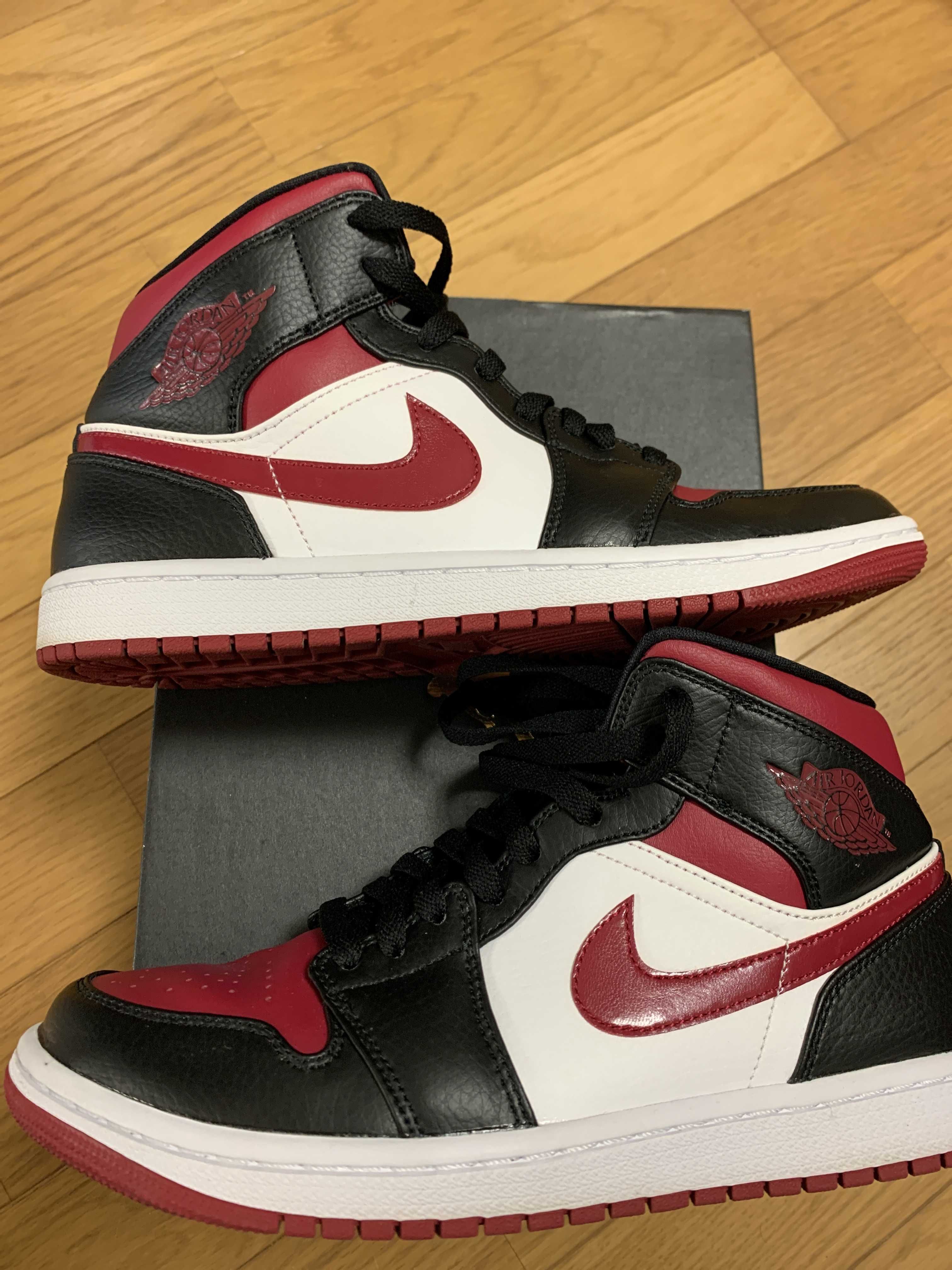 NIKE AIR JORDAN 1 MID "BLACK/RED/WHITE"