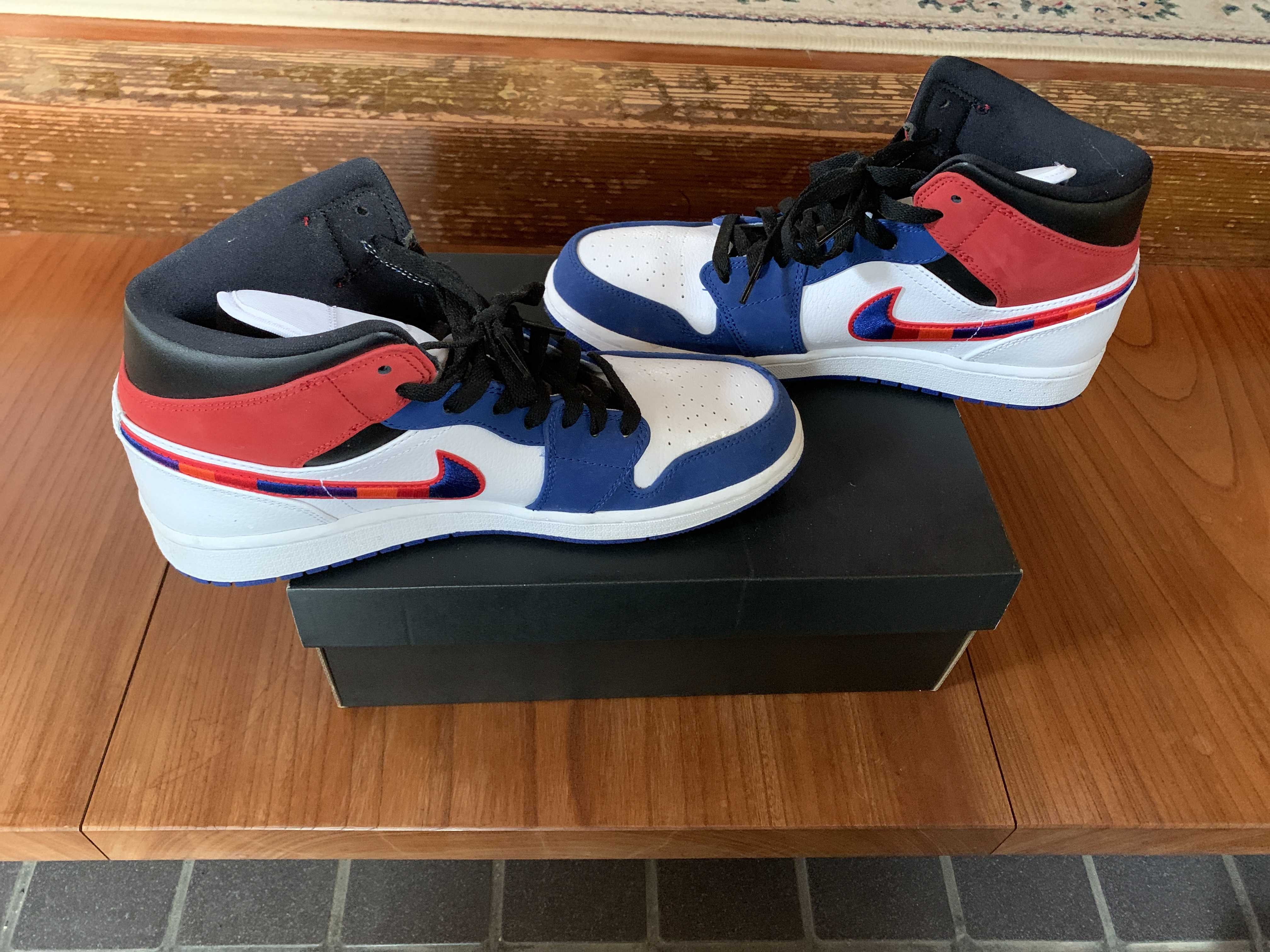 NIKE AIR JORDAN 1 MID "WHITE/BLUE/RED"