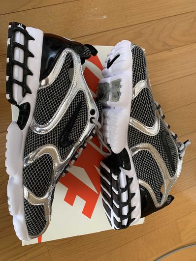 STUSSY × NIKE AIR ZOOM SPIRIDON CAGED "PURE PLATINUM/BLACK-WHITE"