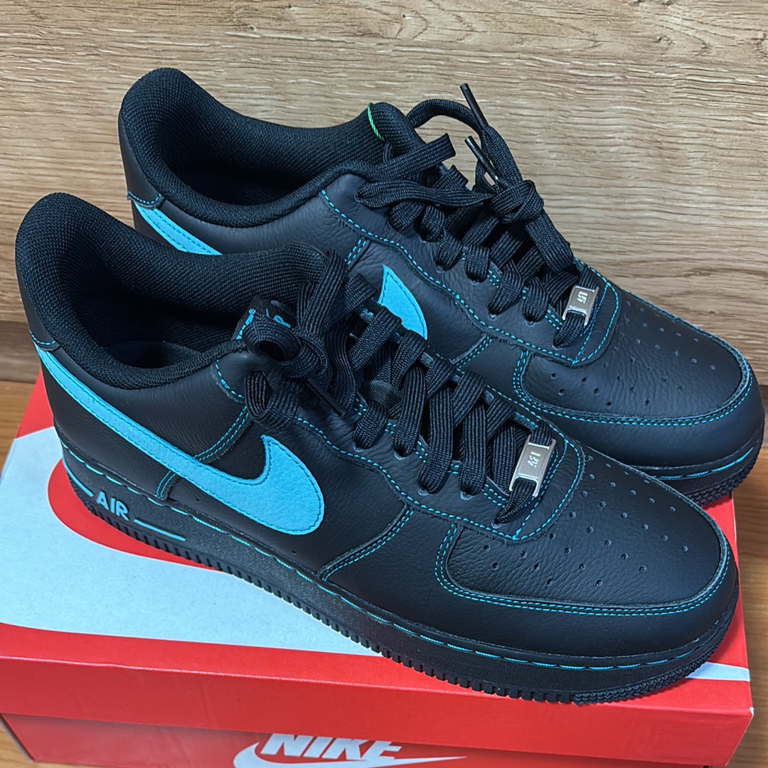 Nike Air Force 1 Low "Black Tiffany"