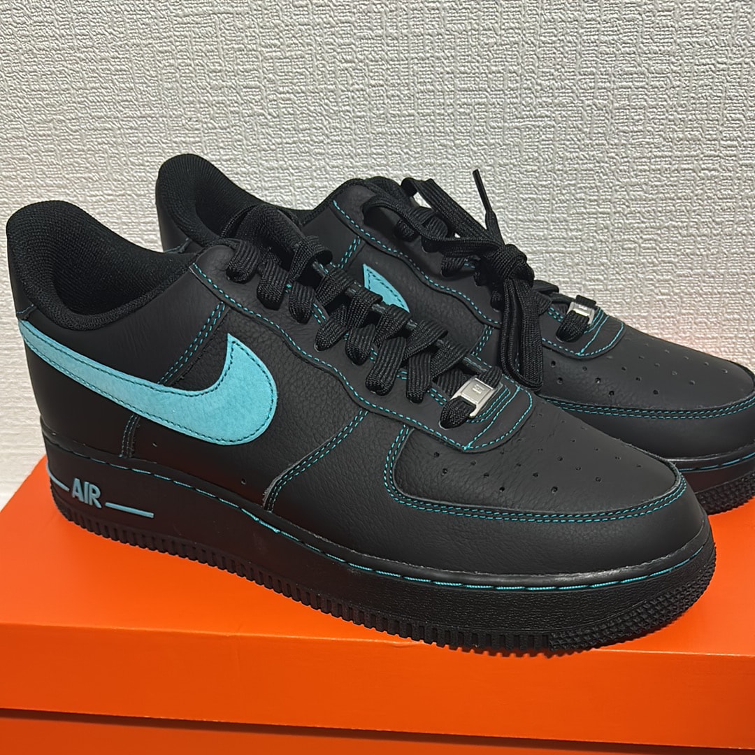 Nike Air Force 1 Low "Black Tiffany"