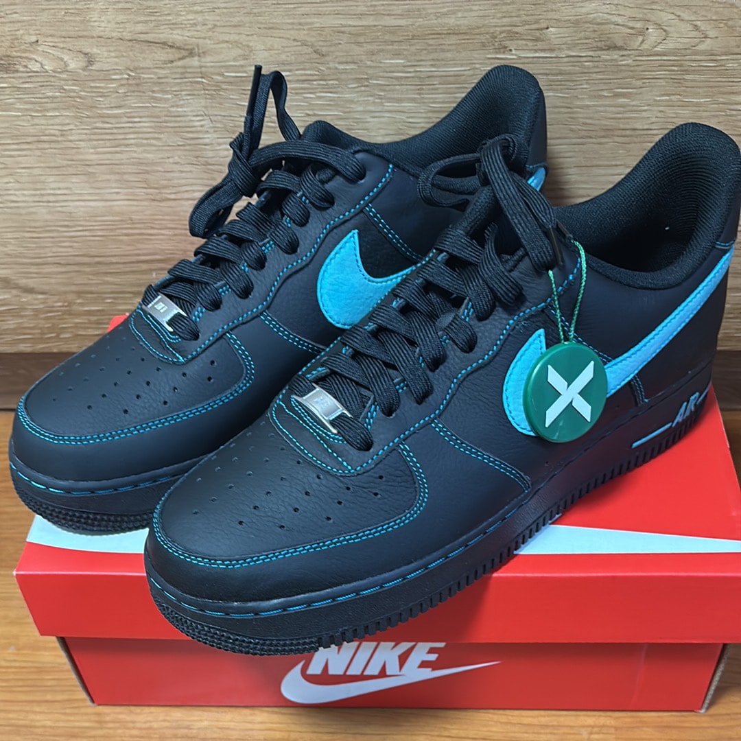 Nike Air Force 1 Low "Black Tiffany"