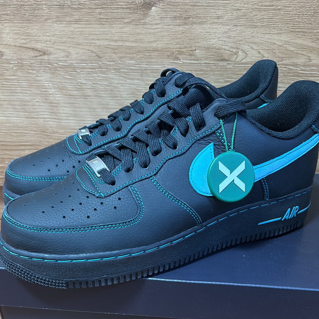 Nike Air Force 1 Low "Black Tiffany"