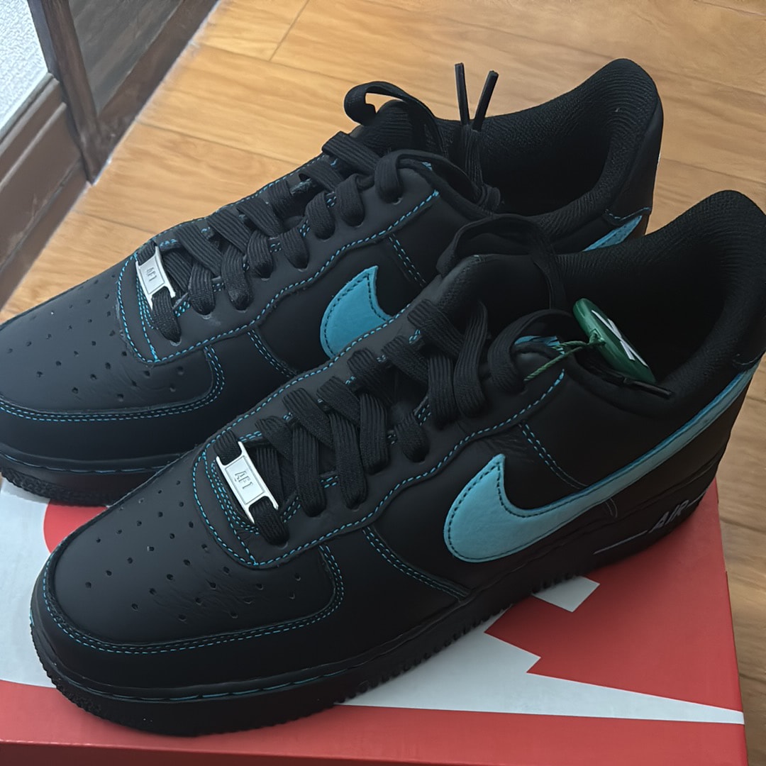 Nike Air Force 1 Low "Black Tiffany"