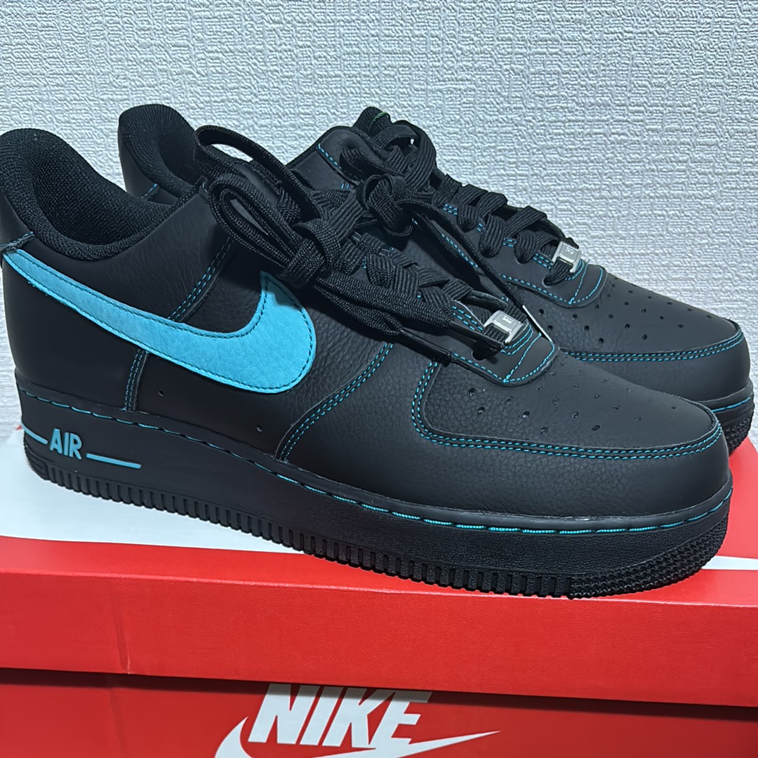 Nike Air Force 1 Low "Black Tiffany"