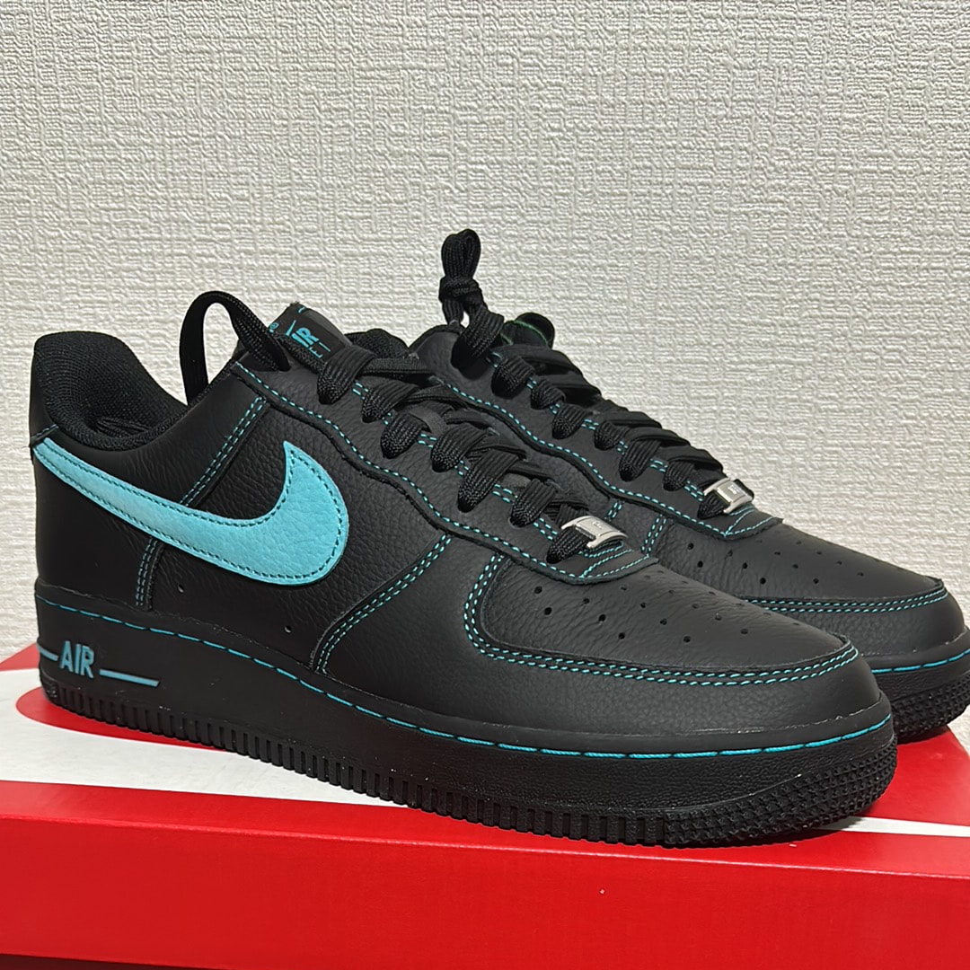 Nike Air Force 1 Low "Black Tiffany"