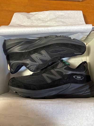 New Balance 990V6 "Triple Black"