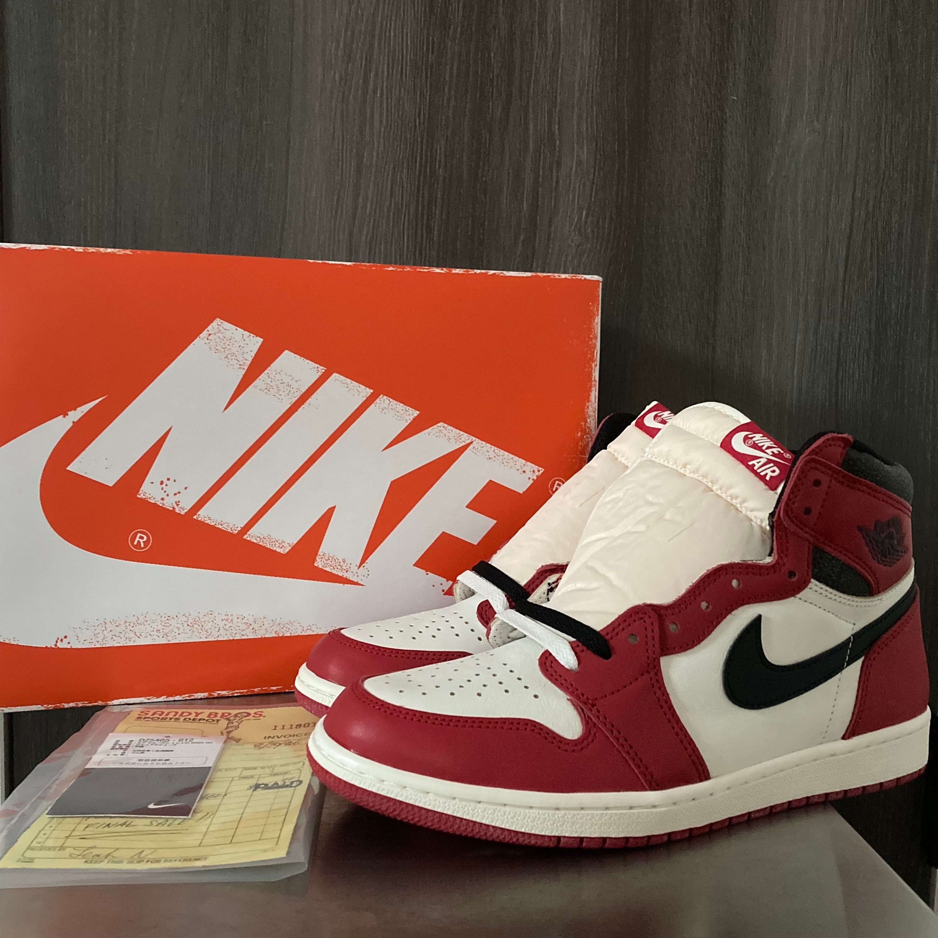 Nike Air Jordan 1 High OG "Lost & Found/Chicago"