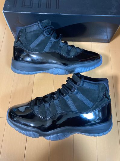 Air jordan retro sales 11 cap and gown