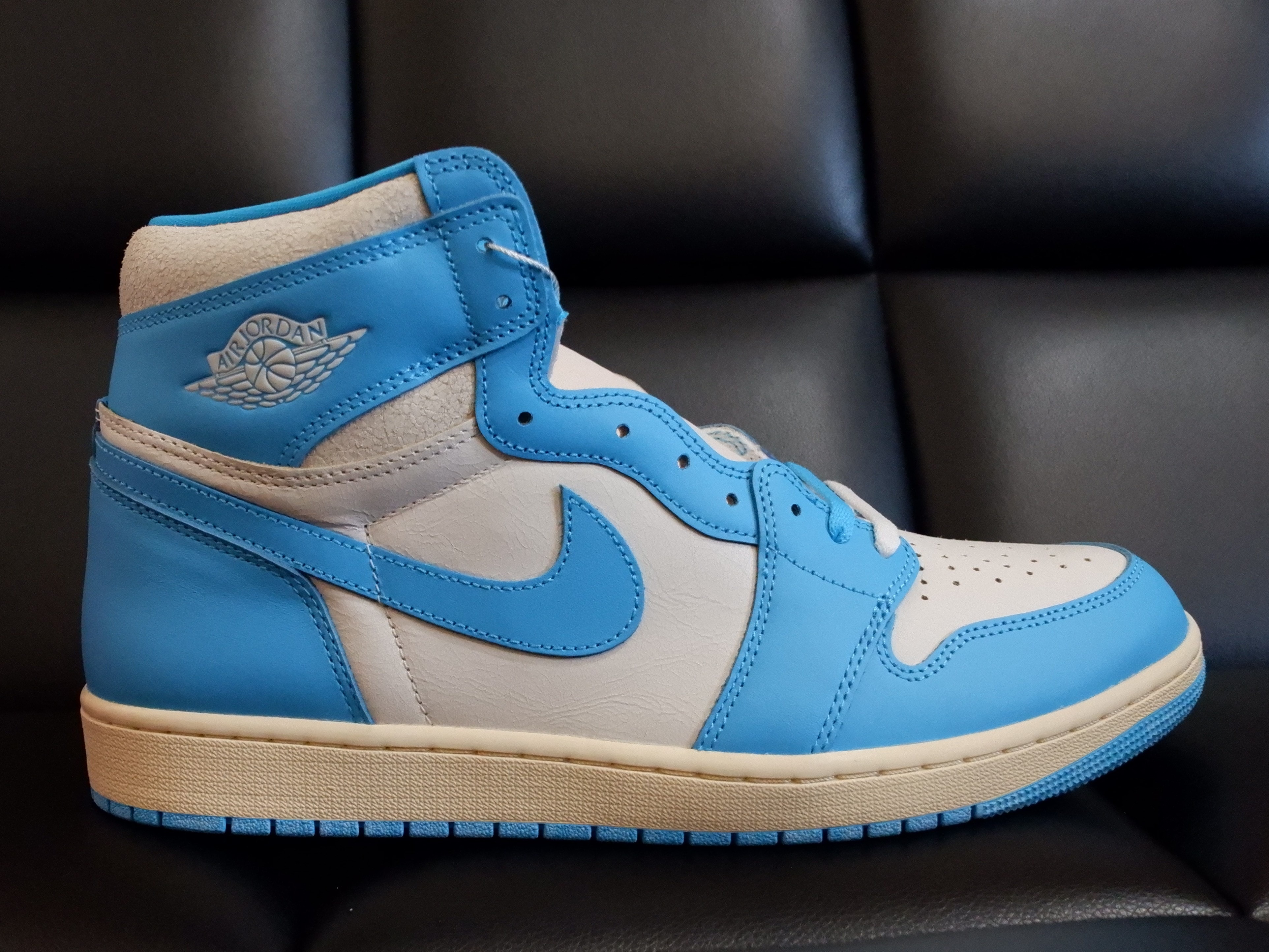 Nike Air Jordan 1 Retro High OG "UNC Reimagined"