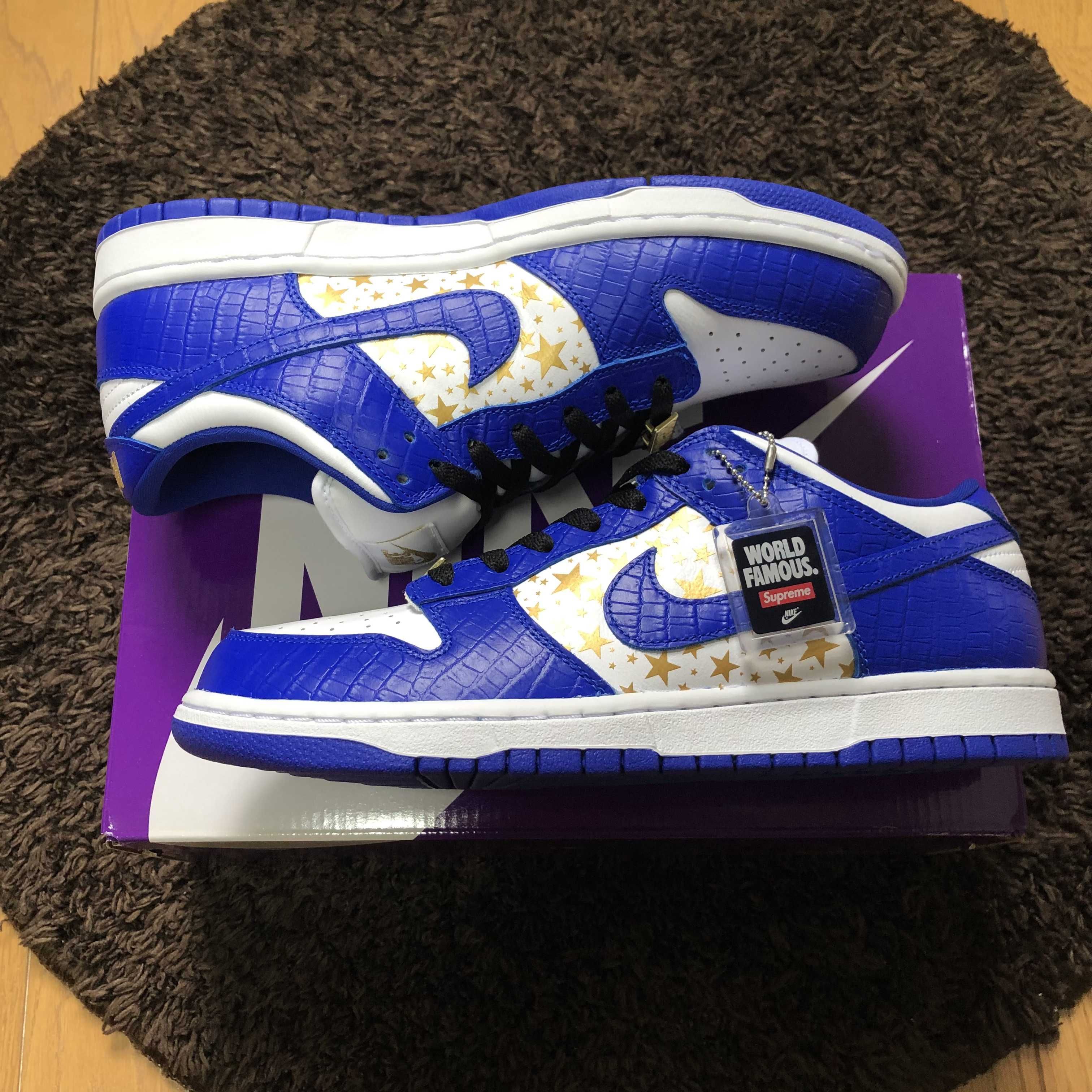 Supreme × Nike SB Dunk Low OG QS Gold Stars "White/Hyper Blue"