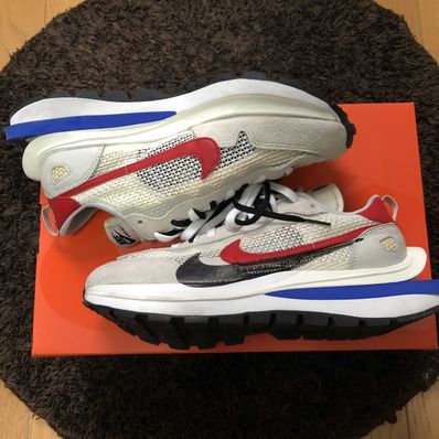 sacai × Nike Vapor Waffle "Royal Fuchsia"